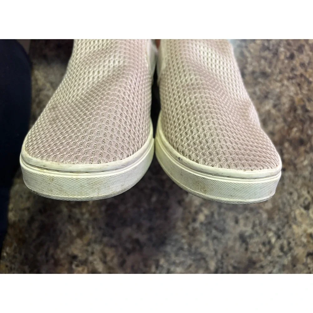 Olukai Pehuea Womens Mesh Slip On Sneakers Pale Grey 20271-2020 Size 9.5